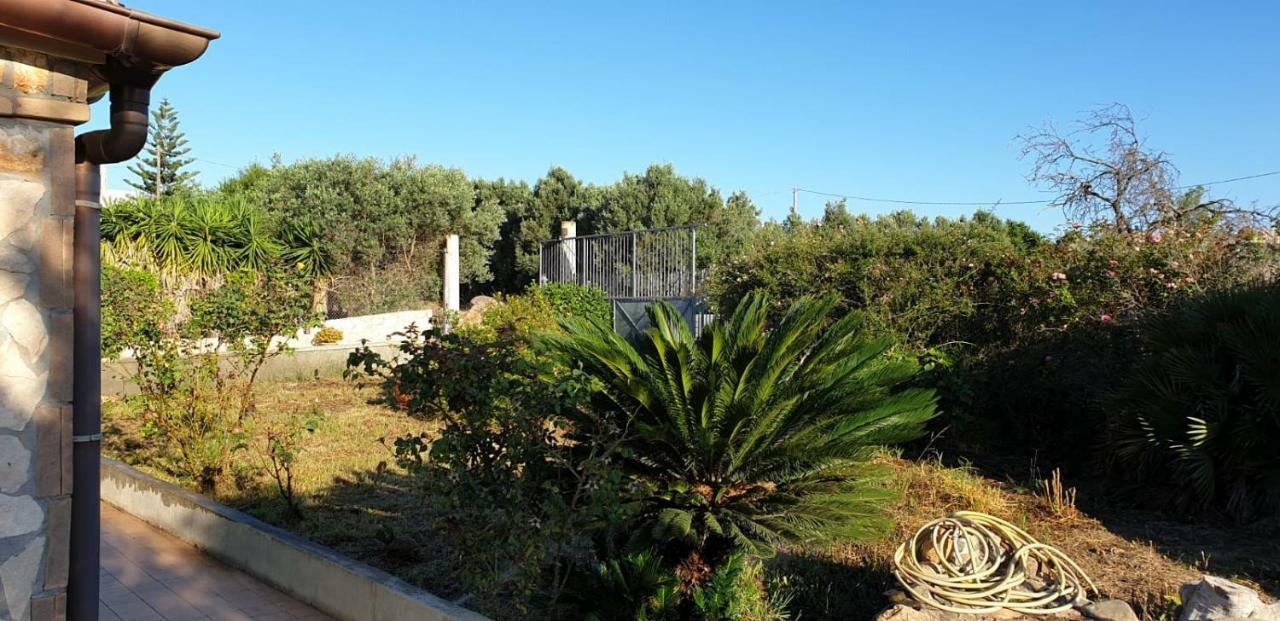 Villa Renzo e Lucia Sant Isidoro  Esterno foto