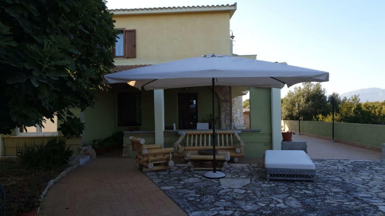 Villa Renzo e Lucia Sant Isidoro  Esterno foto